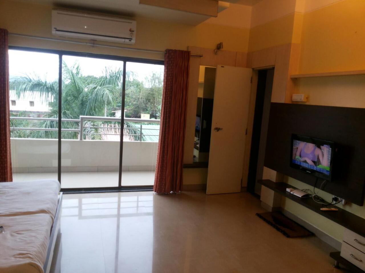 Minerva Paradise Hotel Belgaum Exterior foto